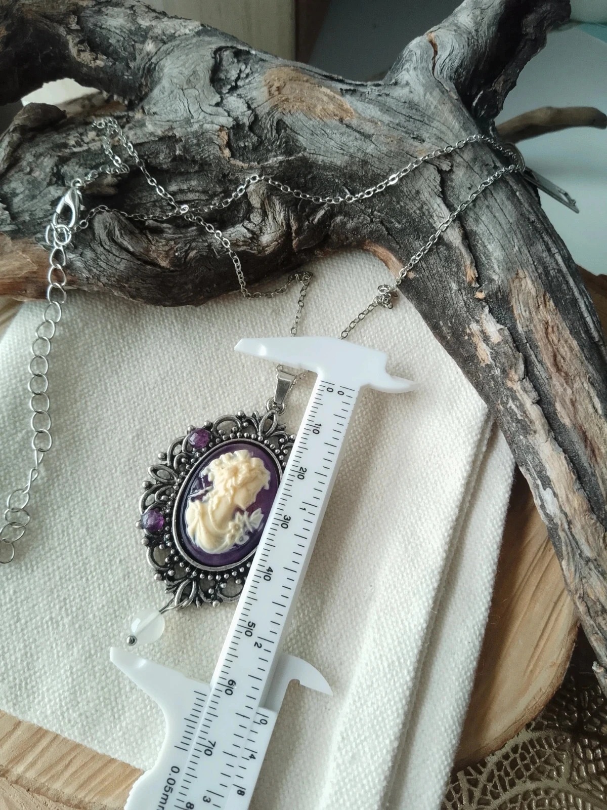 Collier camée pierres d'améthyste et opaline – photo 3